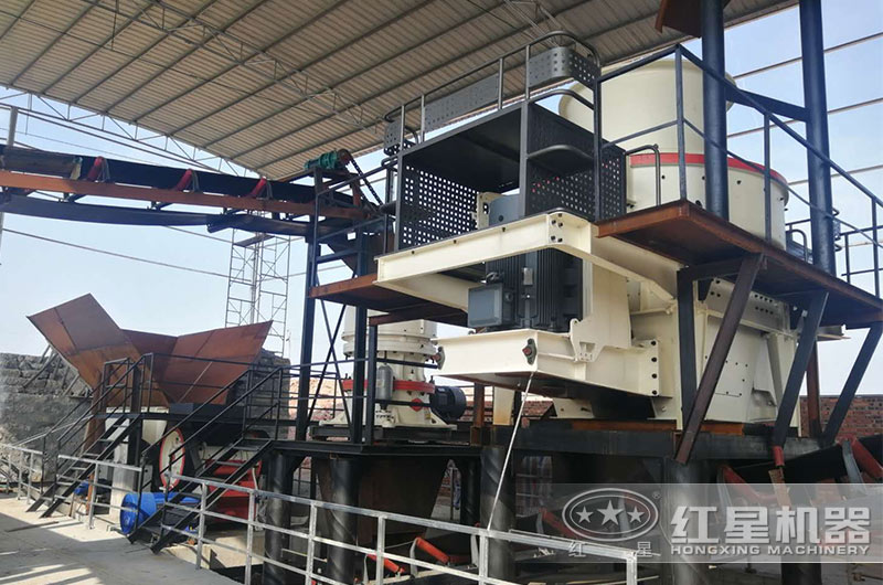 時產200噸青石碎石加工客戶現(xiàn)場實拍