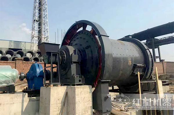 時(shí)產(chǎn)20噸石英石球磨機(jī) 時(shí)產(chǎn)20噸石英石球磨機(jī)