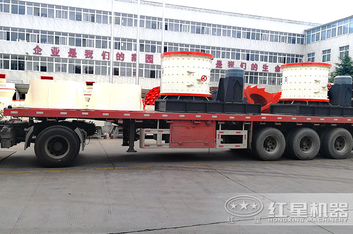 玻璃粉碎設(shè)備廠家發(fā)貨現(xiàn)場，快速投產(chǎn)用戶生產(chǎn)現(xiàn)場